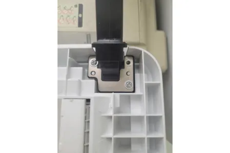 Металлическая пластина крепления шарнира ADF Kyocera M2535, M2035